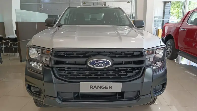 Ford RANGER 2.0 XL DC 4x2 MT 2026