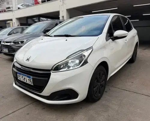 Peugeot 208 1.6 Active 2020