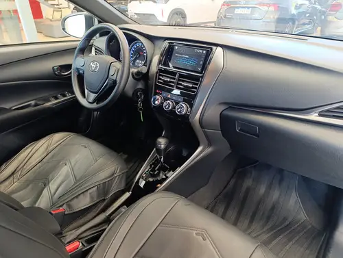 Toyota Yaris 1.5 107Cv Xs Cvt 2026