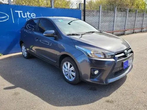 Toyota Yaris 1.5 107cv Cvt 2017