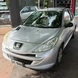 Peugeot 207 1.4 Active 75cv 2012