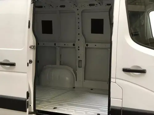 Renault Master media L2H2 2026