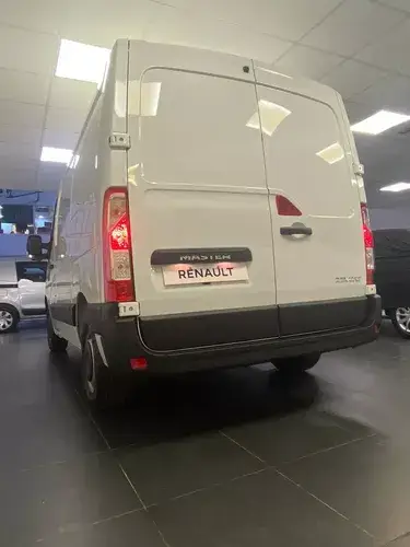 Renault Master corta 2026