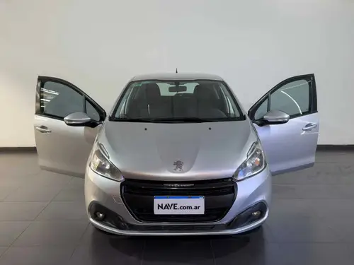 Peugeot 208 1.6 Active 2020