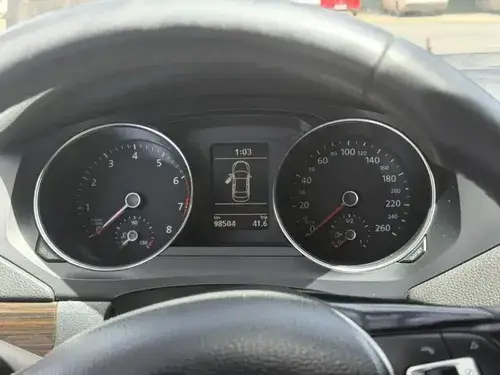 Volkswagen Vento 2.5 Advance Plus 170cv 2015