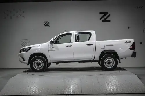 Toyota Hilux Pick-Up 2.4 Cd Dx 150cv 4x2 2025