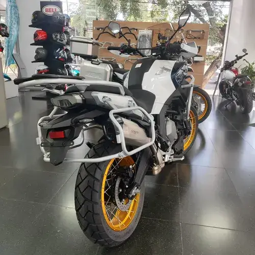700 MT ADVENTURE Touring 2026