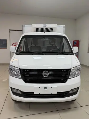 C31 1.5 Box Refrigerado Cab Simple 2026