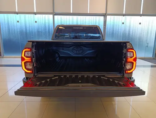 Toyota Hilux Pick-Up 2.8 Cd Srv 204Cv 4X2 At 2022