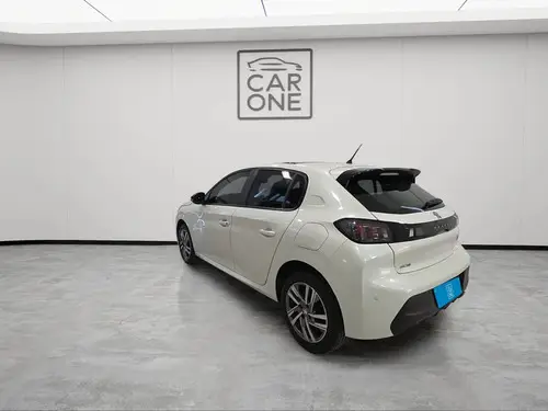 Peugeot 208 1.6 FELINE TIPTRONIC L20 2021