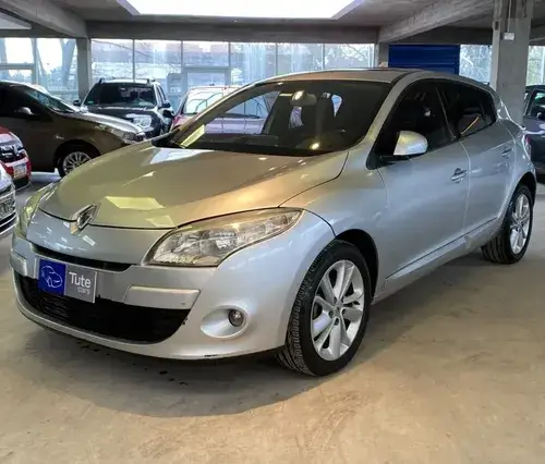 Renault Mégane III 2.0 Privilege Ph2 2013