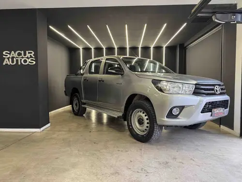 Toyota Hilux L/16 2.4 DC 4X2 TDI DX 2017