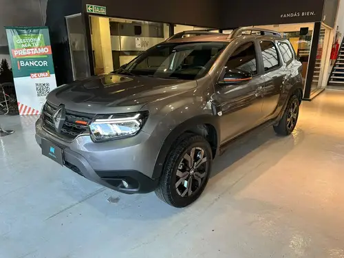 Renault Duster Iconic 1.3T 4x4 MT 2025