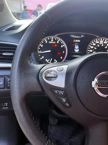 Nissan Sentra 1.8 Advance Pure Drive 2017