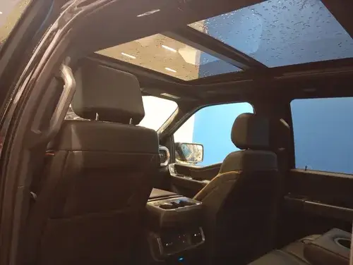 Ford F-150 5.0L V8 Tremor 4X4 At 2025