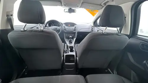 Ford Focus 1.6L N Mt S 2016