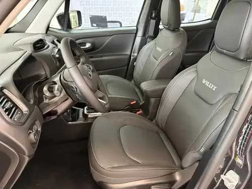 Jeep Renegade 1.3T Willys At9 4X4 2026
