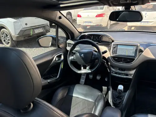 Peugeot 208 XY 2014
