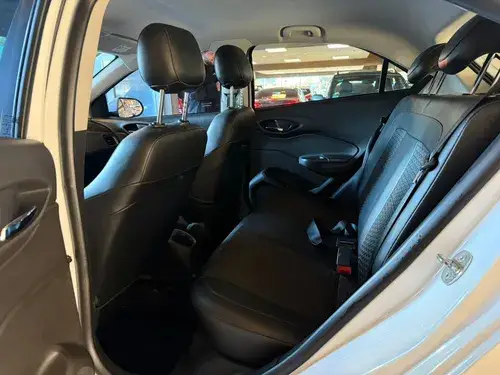 Nissan Versa 1.6 Advance Mt 2016