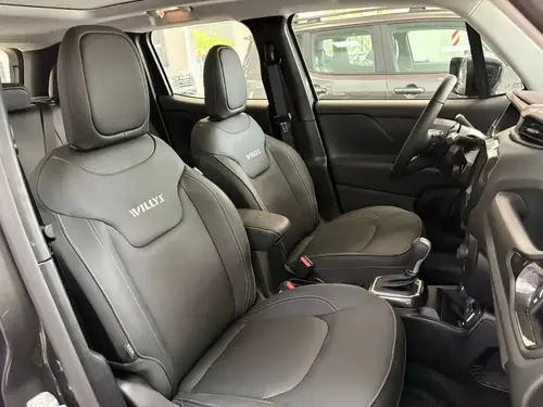 Jeep Renegade 1.3T Willys At9 4X4 2026