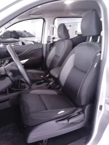 Nissan Frontier 2.3 S Cd 4x4 Mt 2023