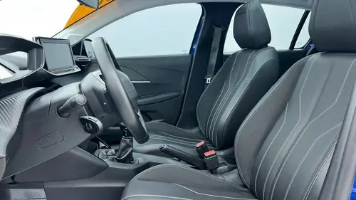 Peugeot 208 1.6 Allure Pack 2024