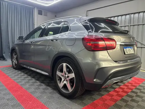 Mercedes-Benz Clase GLA 2.0 Gla250 Amg-Line 211Cv 2017