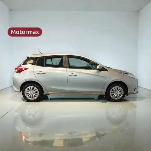 Toyota Yaris 5 puertas 1.5 Xs L/22 2024