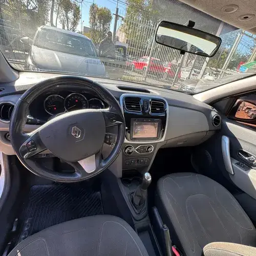 Renault Logan 1.6 Privilege 105cv 2018