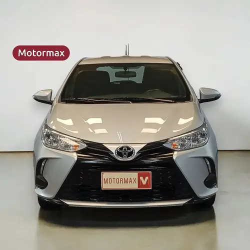 Toyota Yaris 5 puertas 1.5 Xs L/22 2024