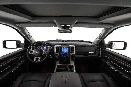 RAM 1500 5.7 DC 4X4 LARAMIE NIGHT EDITION 2025
