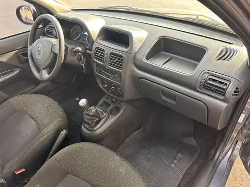 Renault Clio 1.2 Mio Confort Plus Abc 2013