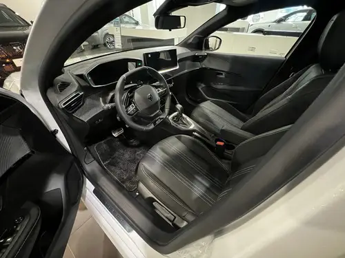 Peugeot 208 1.0T Gt 2026