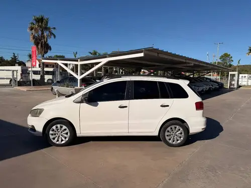 Volkswagen Suran 1.6 Comfortline L15 2015