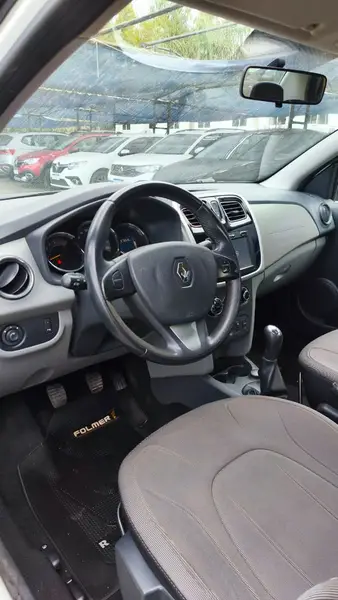 Renault LOGAN PRIVILEGE 1.6 16V 2016