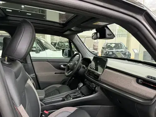 Jeep Renegade 1.3T Sahara At6 Fwd 2026