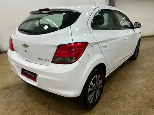 Chevrolet Onix 1.4 Ltz At 98cv 2016