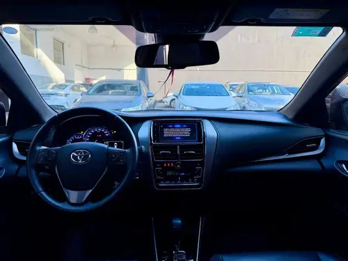 Toyota Yaris 1.5 S CVT 5P L20 2022