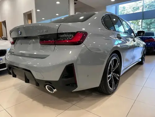 BMW 330i Sedan LCI MSport 2025