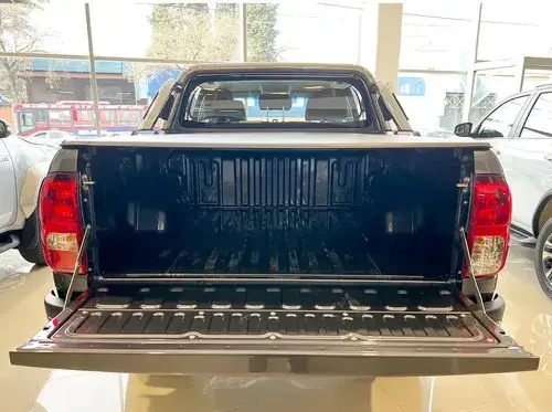 Toyota Hilux Pick-Up 2.8 Cd Sr 204Cv 4X4 At 2026