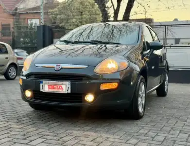 Fiat Punto 1.4 ATTRACTIVE UCONNECT L15 2016