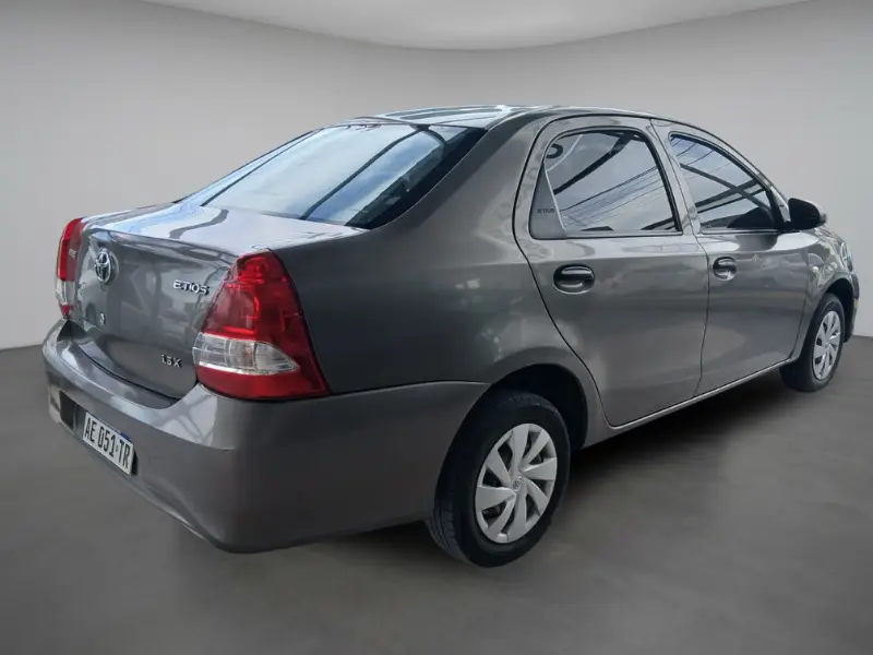 Toyota Etios X 1.5 6M/T 4P 2020