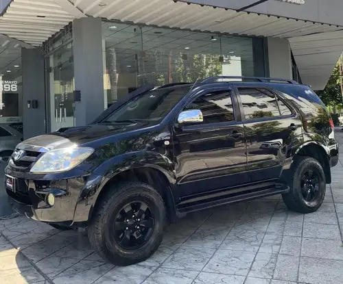 Toyota Hilux SW4 3.0 Srv Cuero At 4X4 2006