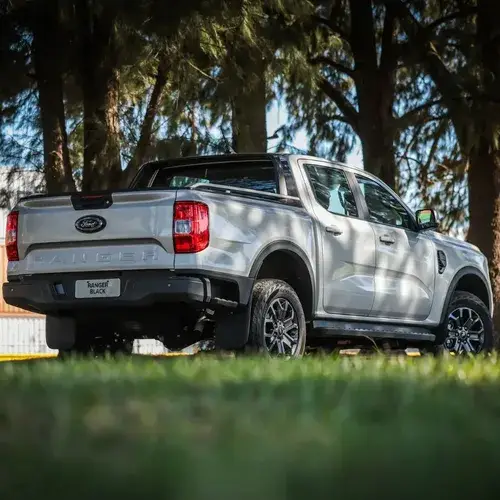 Ford Ranger 2.0T Cd Black 4X2 At 2026
