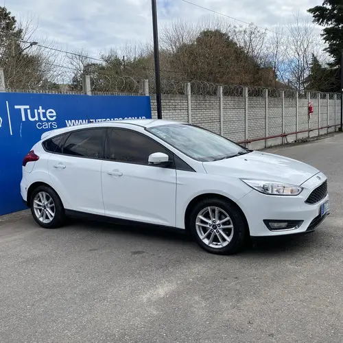 Ford Focus III 2.0 Se Plus Mt 2015