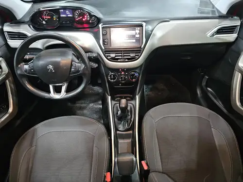 Peugeot 2008 1.6 Allure 2017