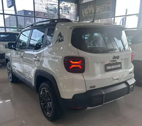 Jeep Renegade 1.3T Altitude At6 Fwd 2026