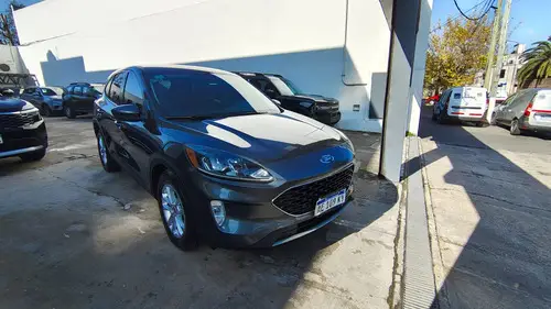 Ford Kuga SE 2.5L HIBRIDA AT FWD 2020