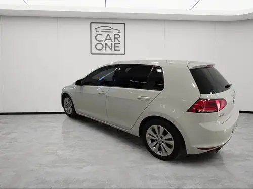 Volkswagen Golf 1.4 VII TSI BLUEMOTION TECH COMFORTLINE L15 2017