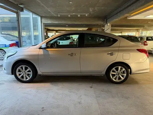 Nissan Versa 1.6 Advance Mt 2016